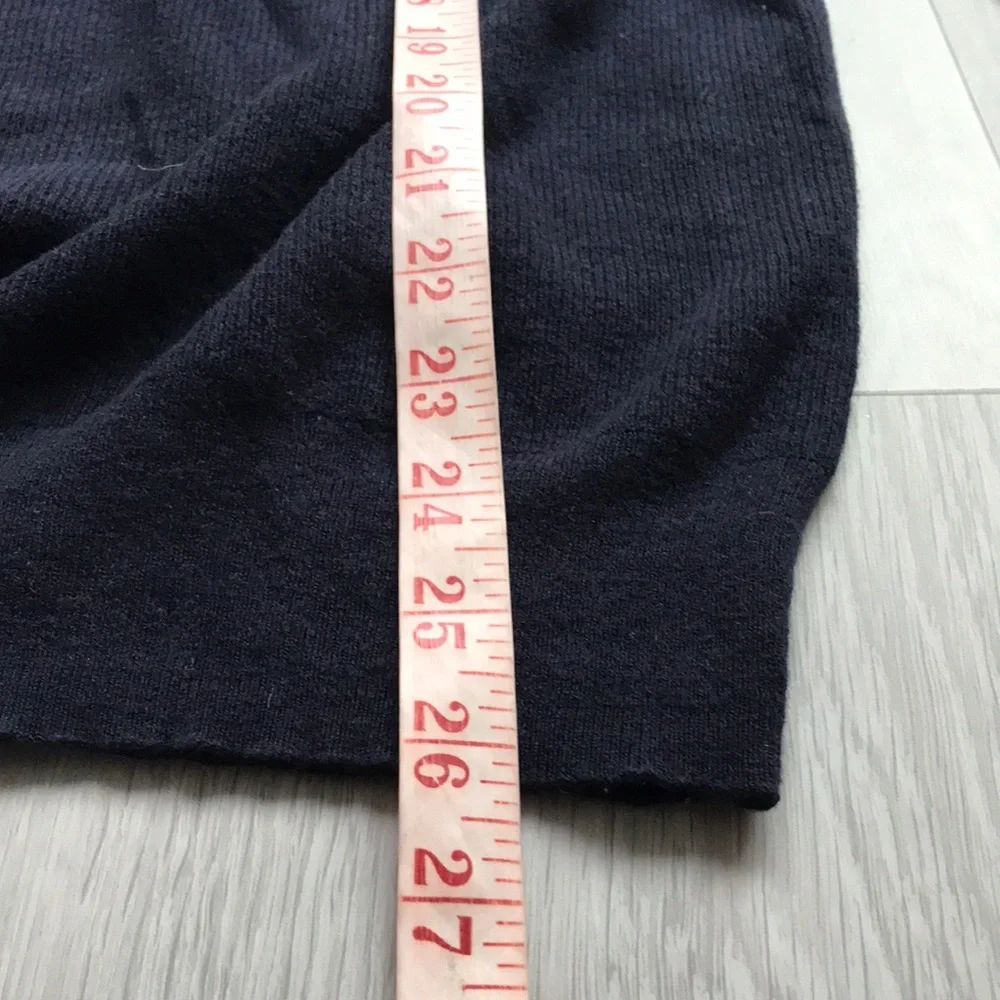 J CREW HENLEY WOOL HENLEY LONG SLEEVE NAVY PULLOVER WOMENS LARGE